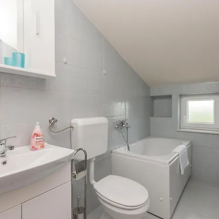 Semesterbostad 6 Bedroom Awesome In